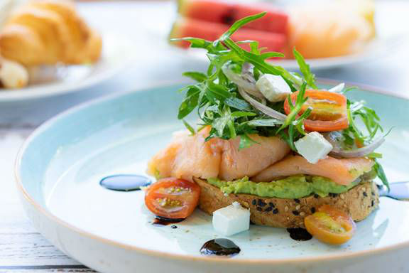 Pavilions Phuket launches new a la Carte breakfast menu at Firefly Pool & Restaurant